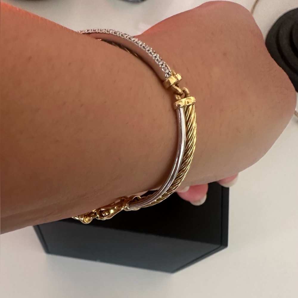David Yurman - Link Crossover Link Bracelet
18K Yellow Gold with Diamonds, 3mm - Picture 11 of 11